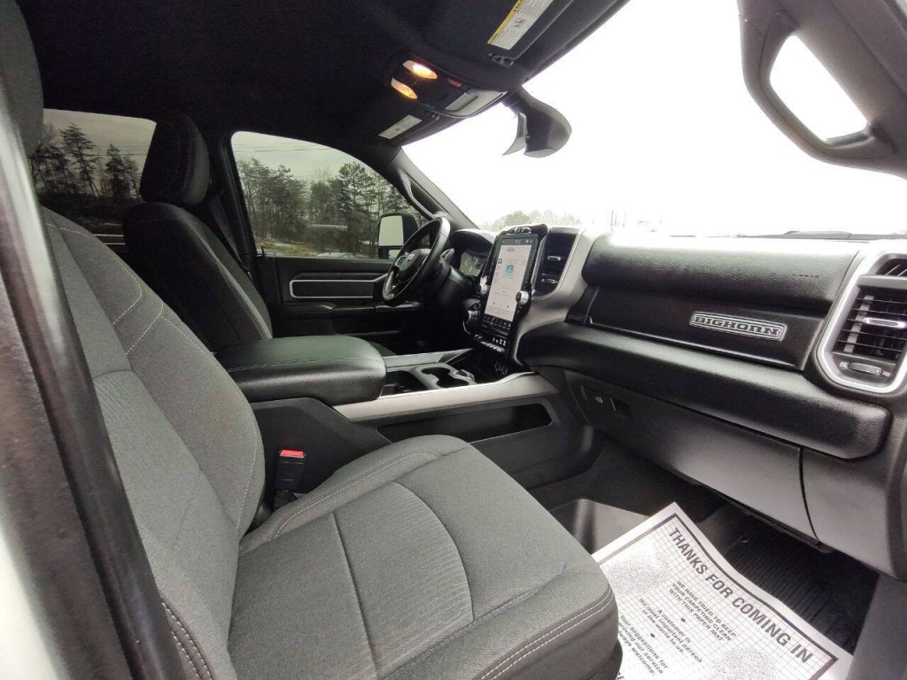 2024 RAM 2500 Image 15