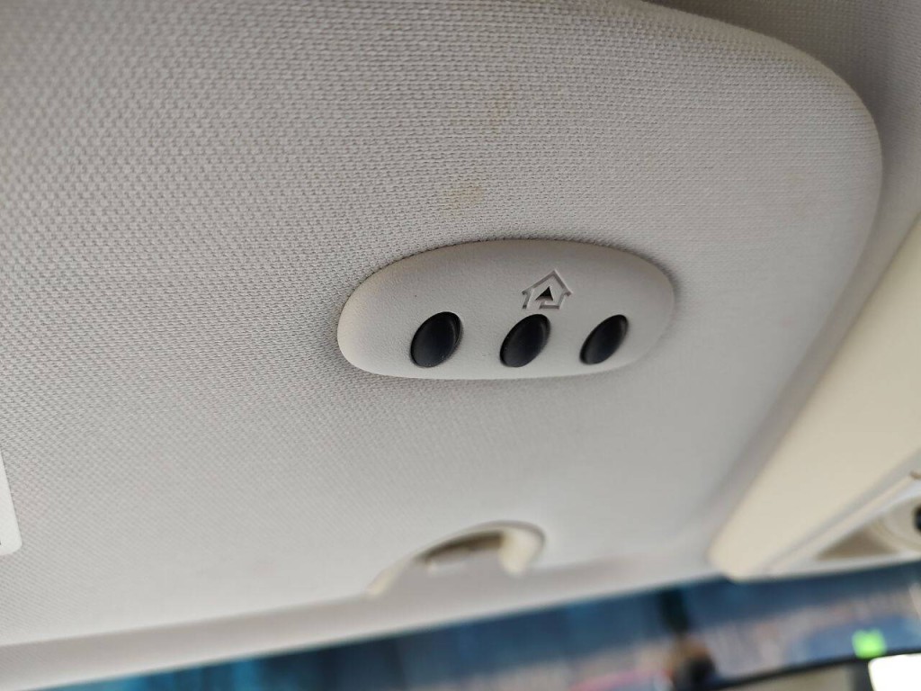 2008 Chrysler Town & Country Image 26