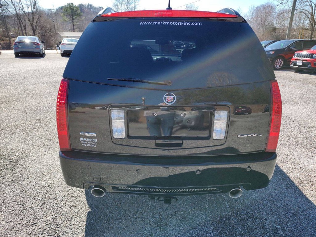 2008 Cadillac SRX Image 8