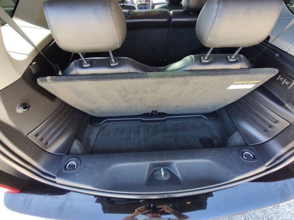 2008 Cadillac SRX Image 40