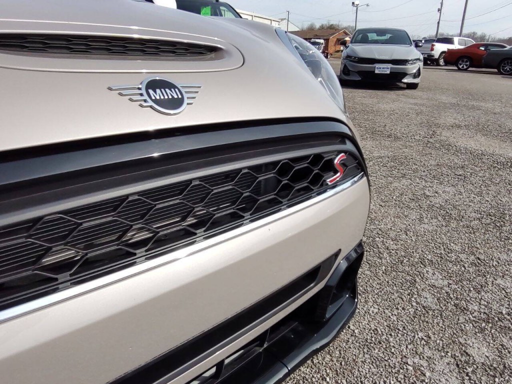 2024 MINI Cooper Image 13