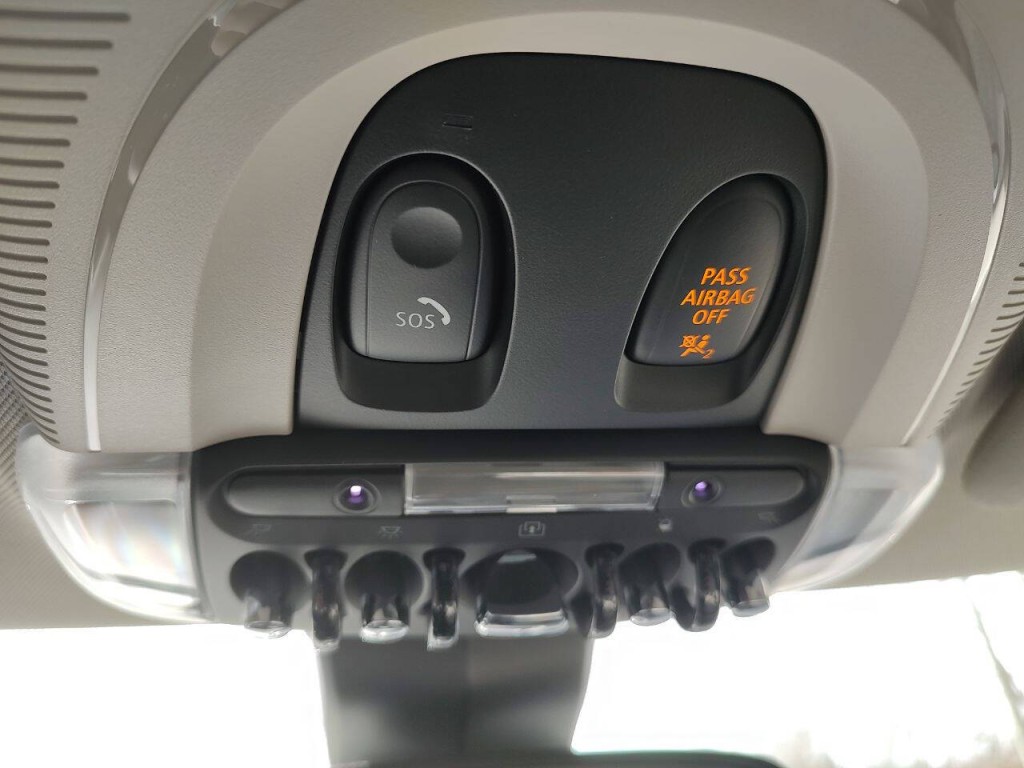 2024 MINI Cooper Image 24