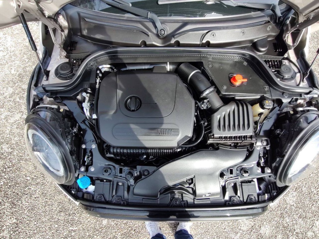 2024 MINI Cooper Image 31