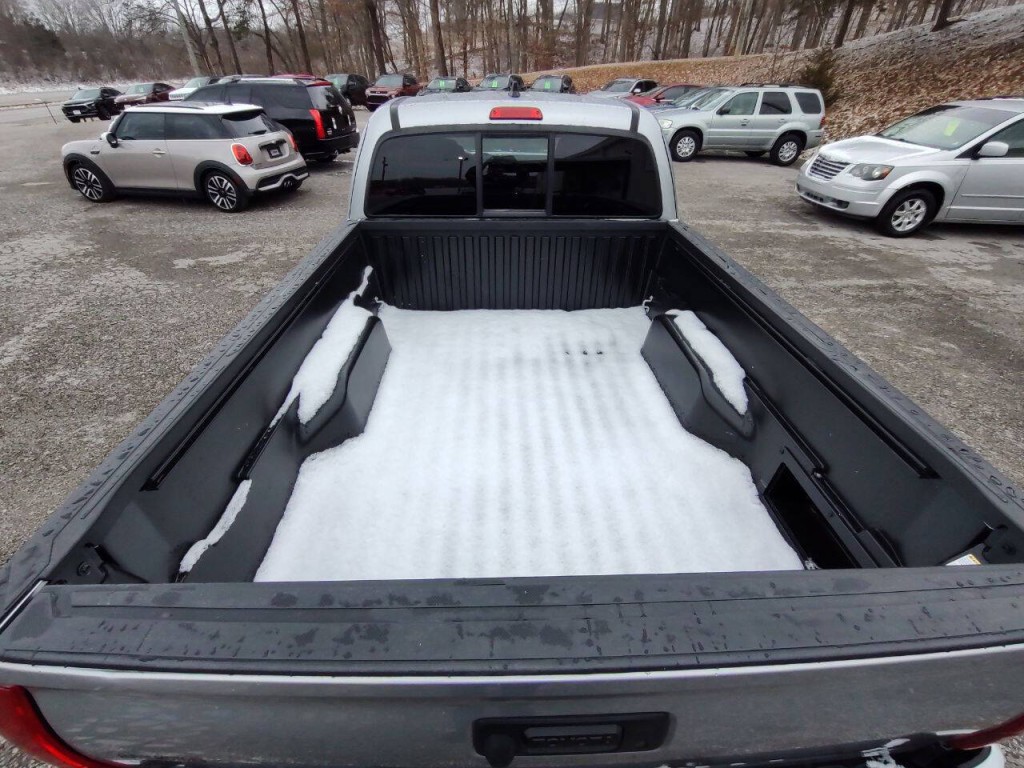 2019 Toyota Tacoma Image 7