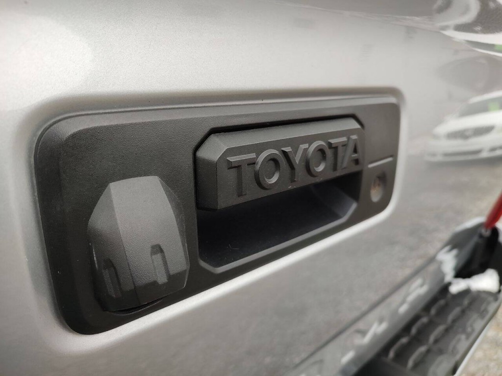 2019 Toyota Tacoma Image 13