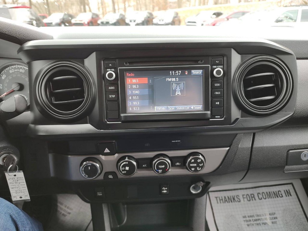 2019 Toyota Tacoma Image 23