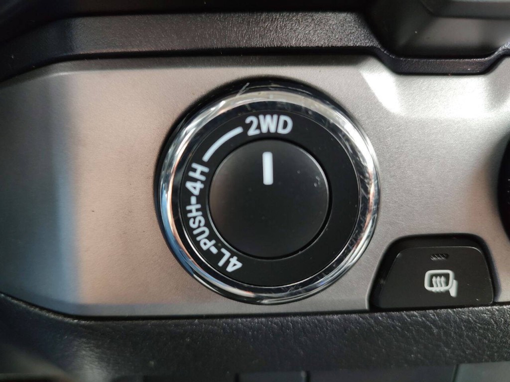 2019 Toyota Tacoma Image 27