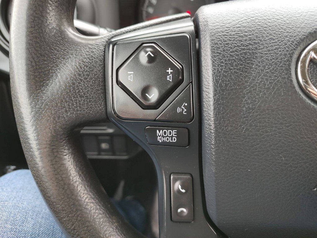 2019 Toyota Tacoma Image 30