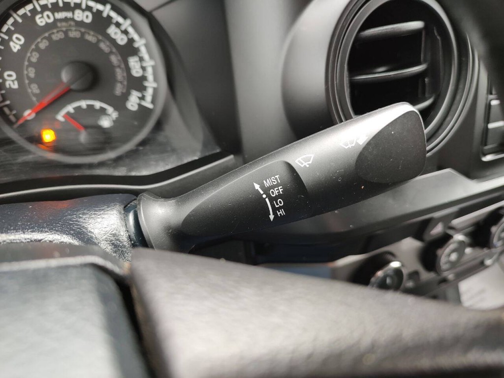 2019 Toyota Tacoma Image 32