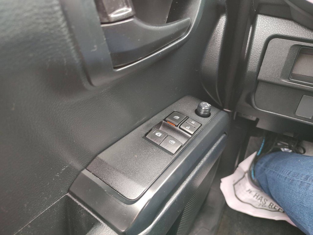 2019 Toyota Tacoma Image 37