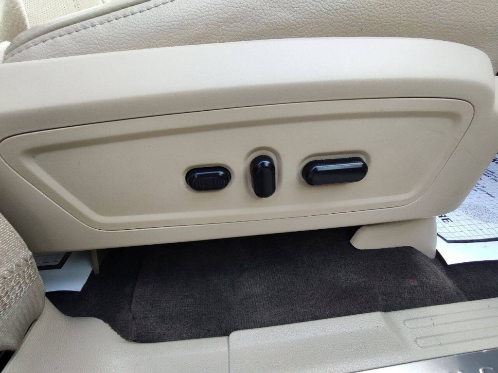 2017 Lincoln Navigator Image 19