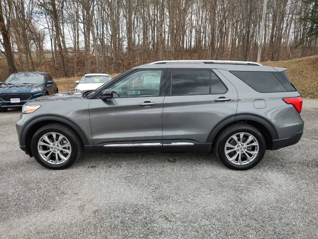 2021 Ford Explorer Image 10