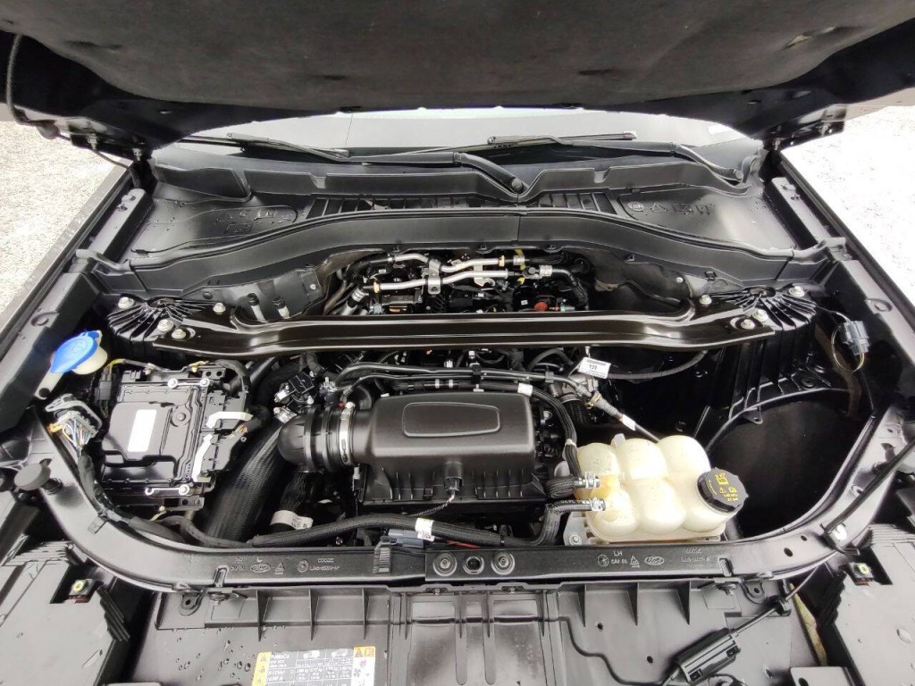 2021 Ford Explorer Image 17