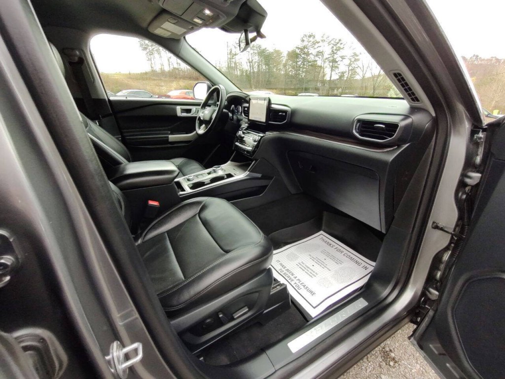 2021 Ford Explorer Image 20