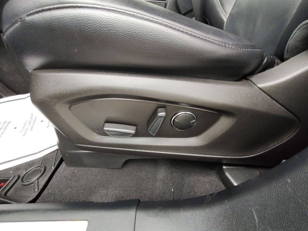 2021 Ford Explorer Image 37