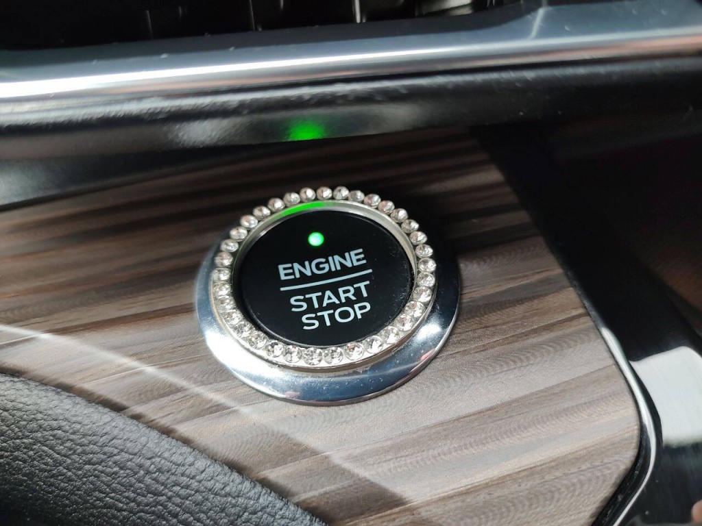 2021 Ford Explorer Image 53