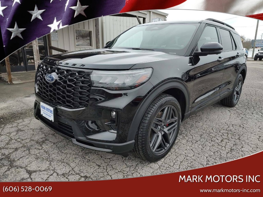 2025 Ford Explorer Image 2