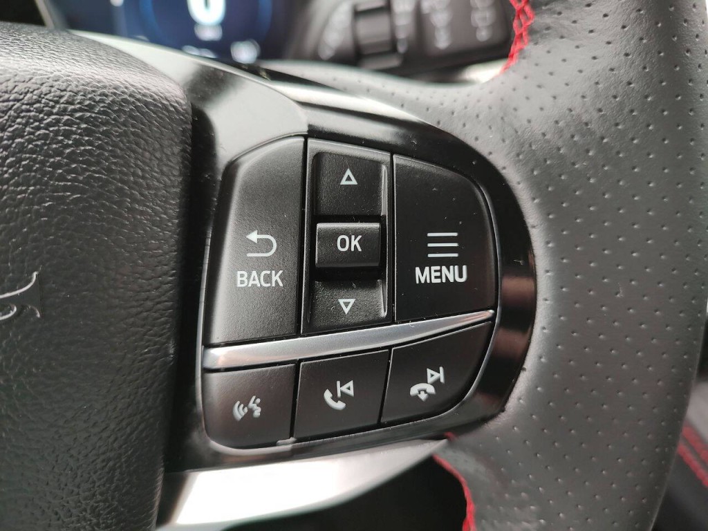 2025 Ford Explorer Image 37