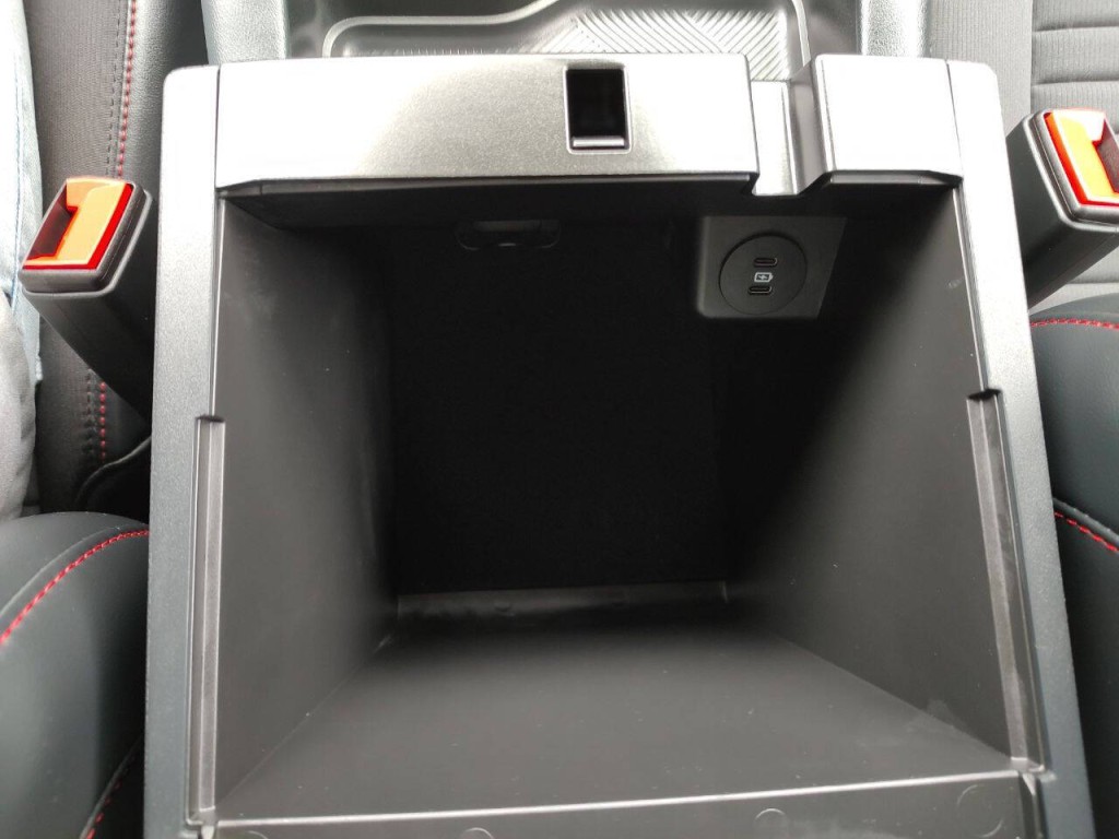 2025 Ford Explorer Image 42