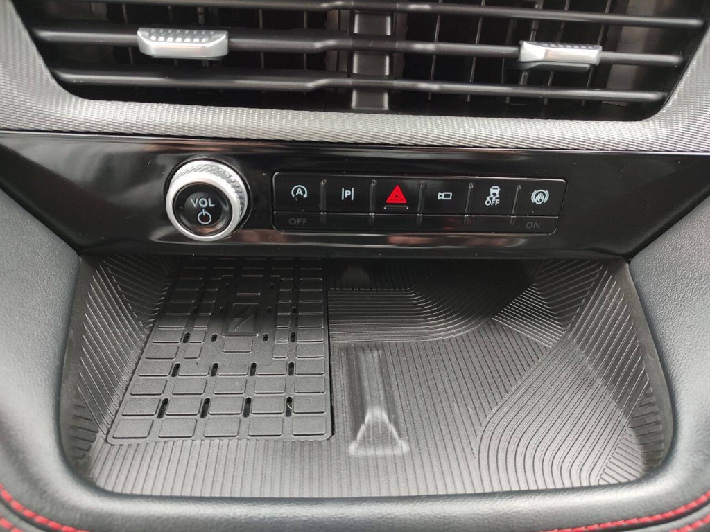 2025 Ford Explorer Image 45