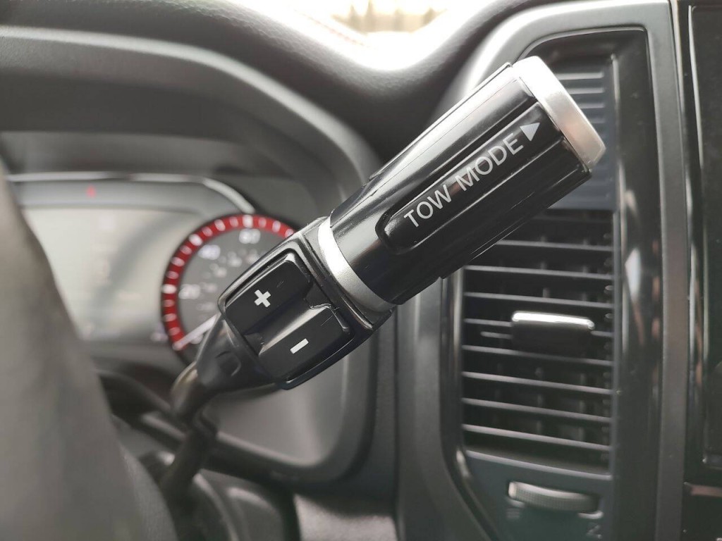 2023 Nissan Titan Image 45