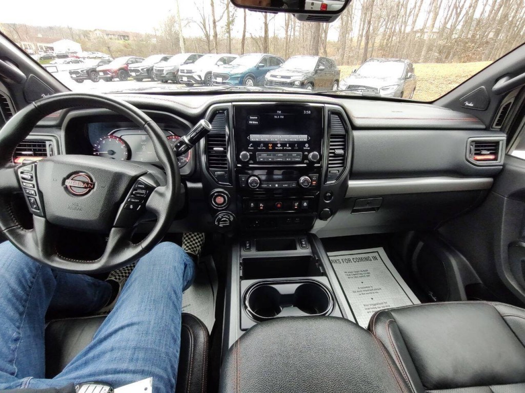 2023 Nissan Titan Image 59