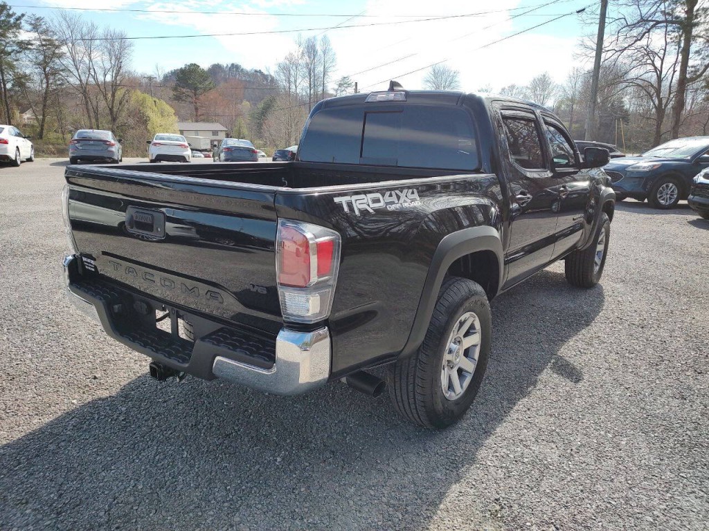 2023 Toyota Tacoma Image 5