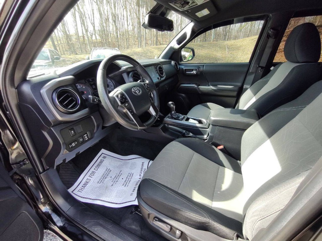 2023 Toyota Tacoma Image 27