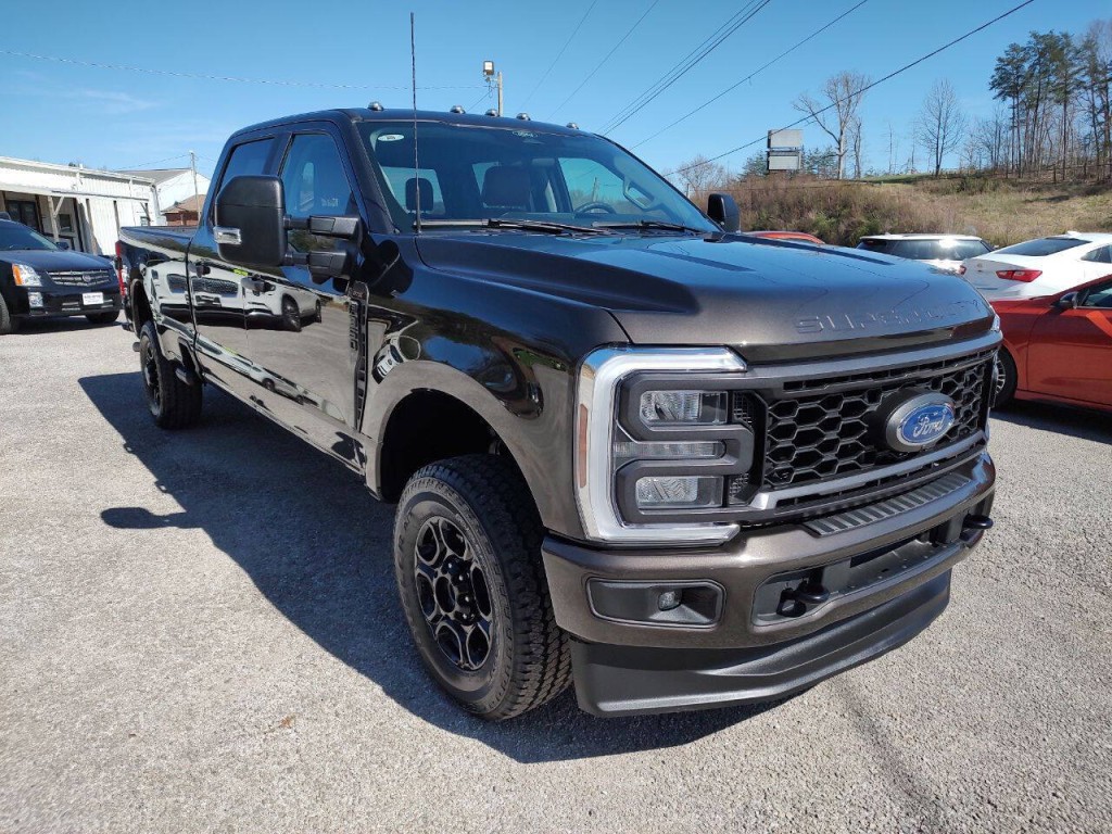 2024 Ford F-350 Image 4