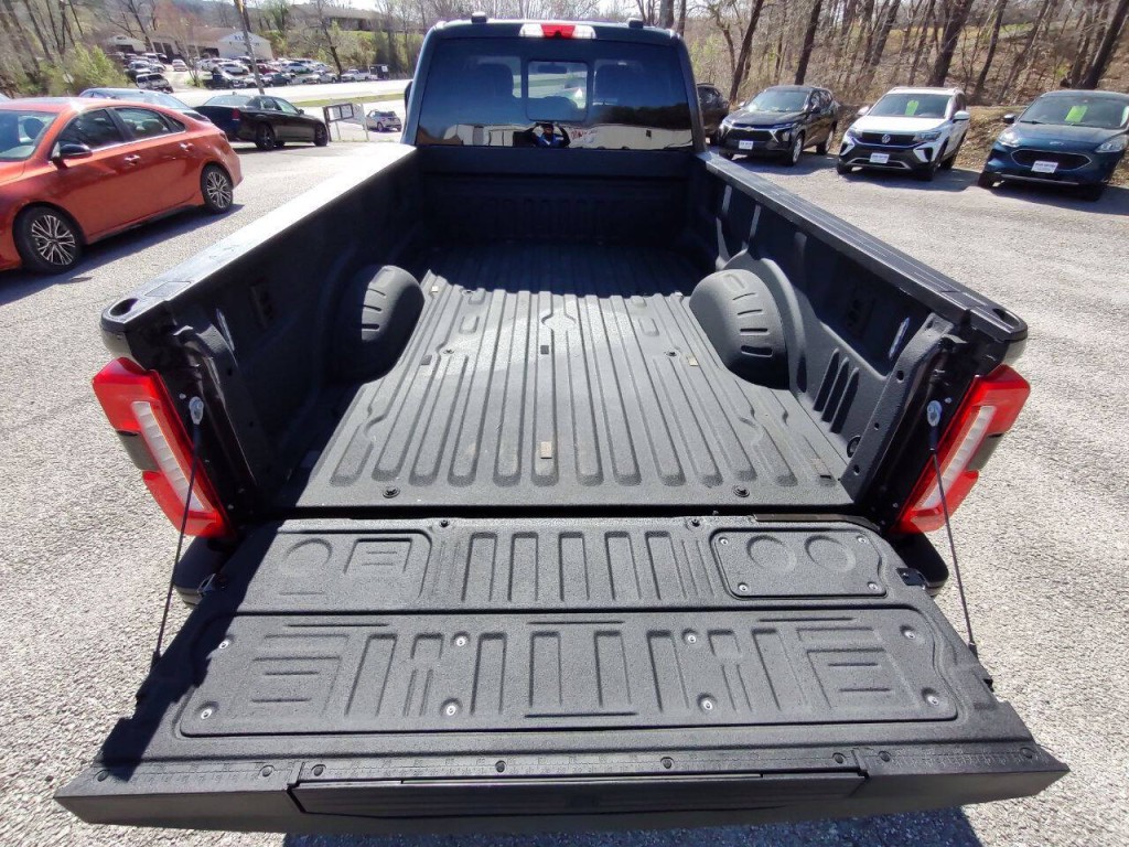 2024 Ford F-350 Image 12