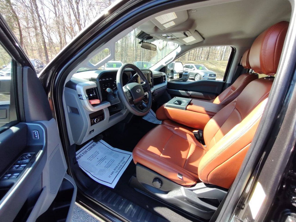 2024 Ford F-350 Image 17