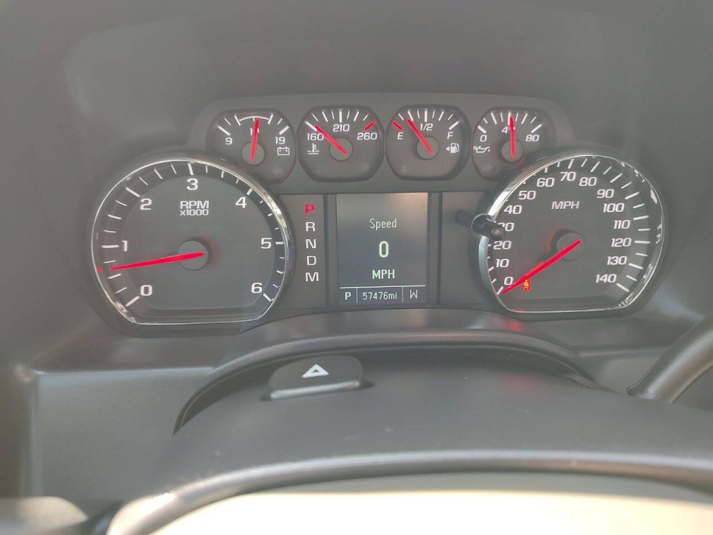 2015 Chevrolet Silverado 1500 Image 32