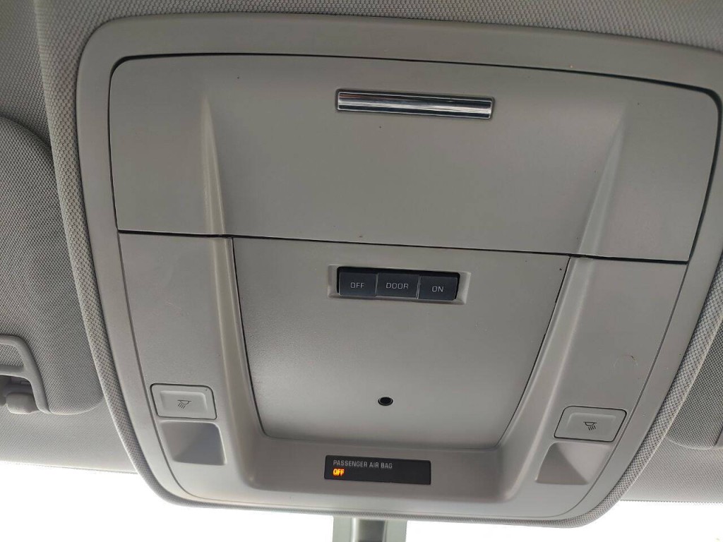 2015 Chevrolet Silverado 1500 Image 37