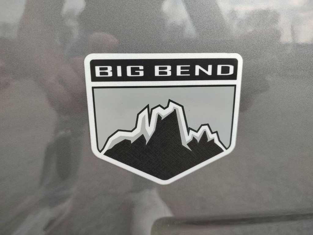 2022 Ford Bronco Image 12