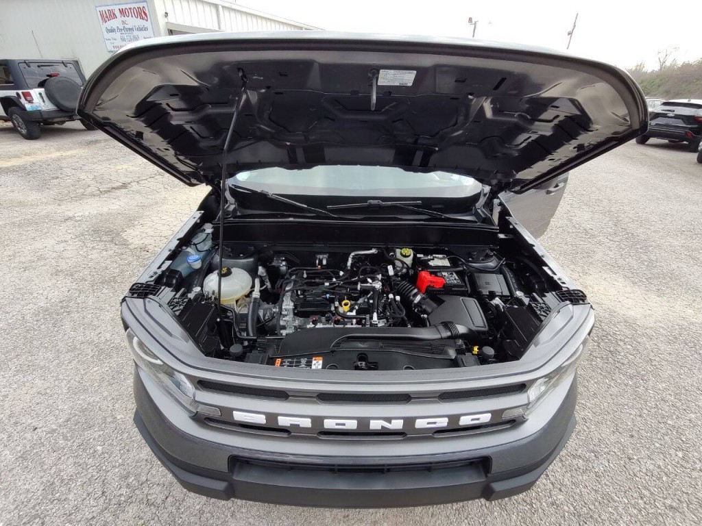 2022 Ford Bronco Image 18