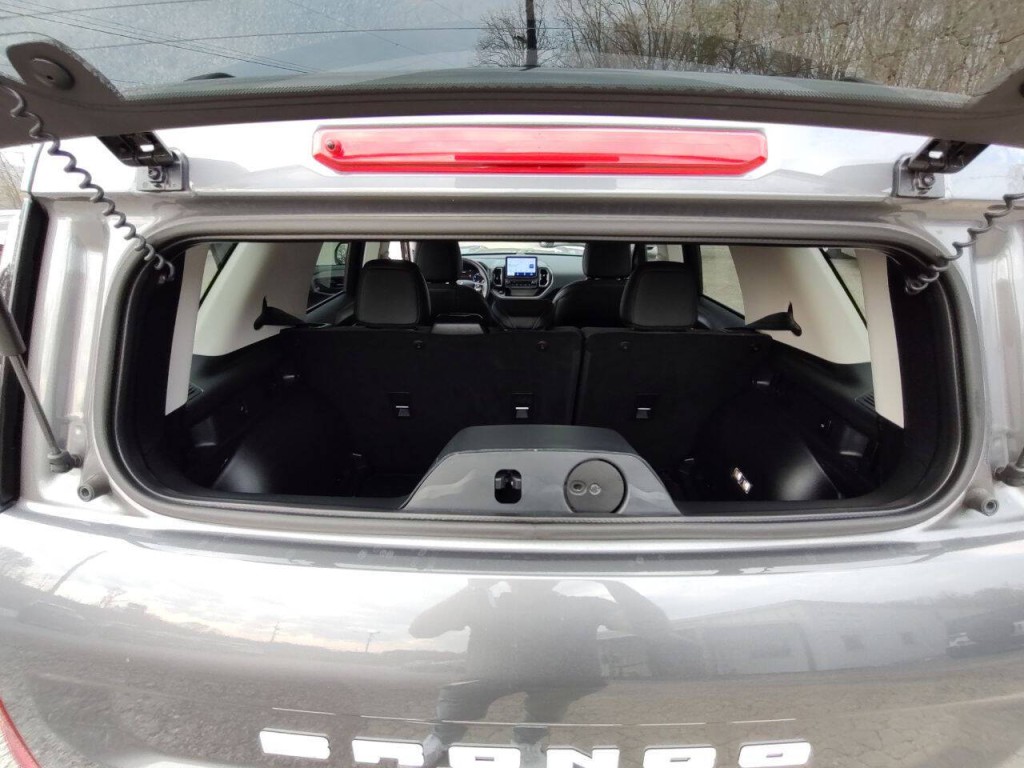 2022 Ford Bronco Image 21