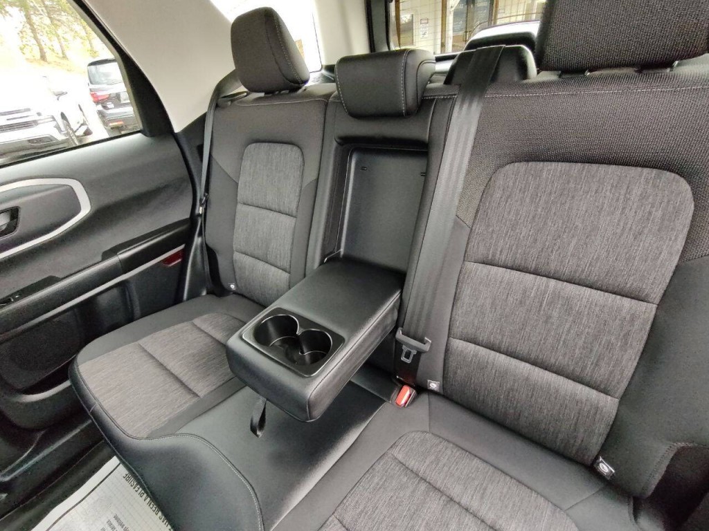 2022 Ford Bronco Image 27