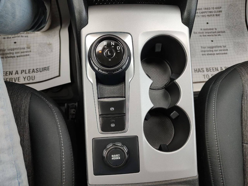 2022 Ford Bronco Image 41