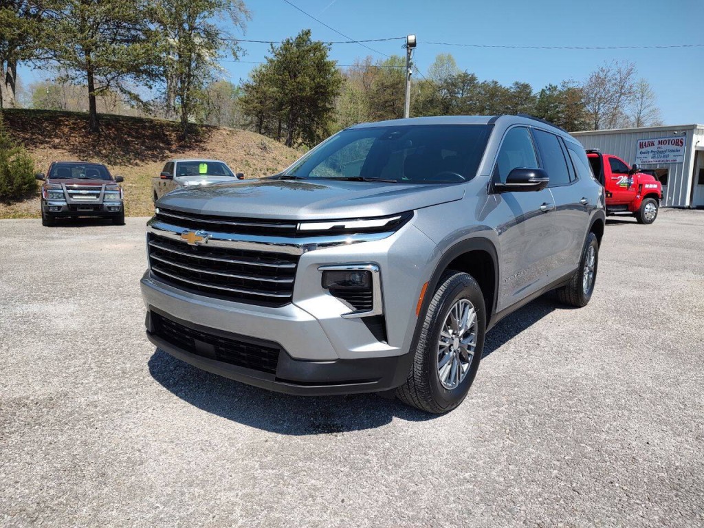 2024 Chevrolet Traverse Image 3