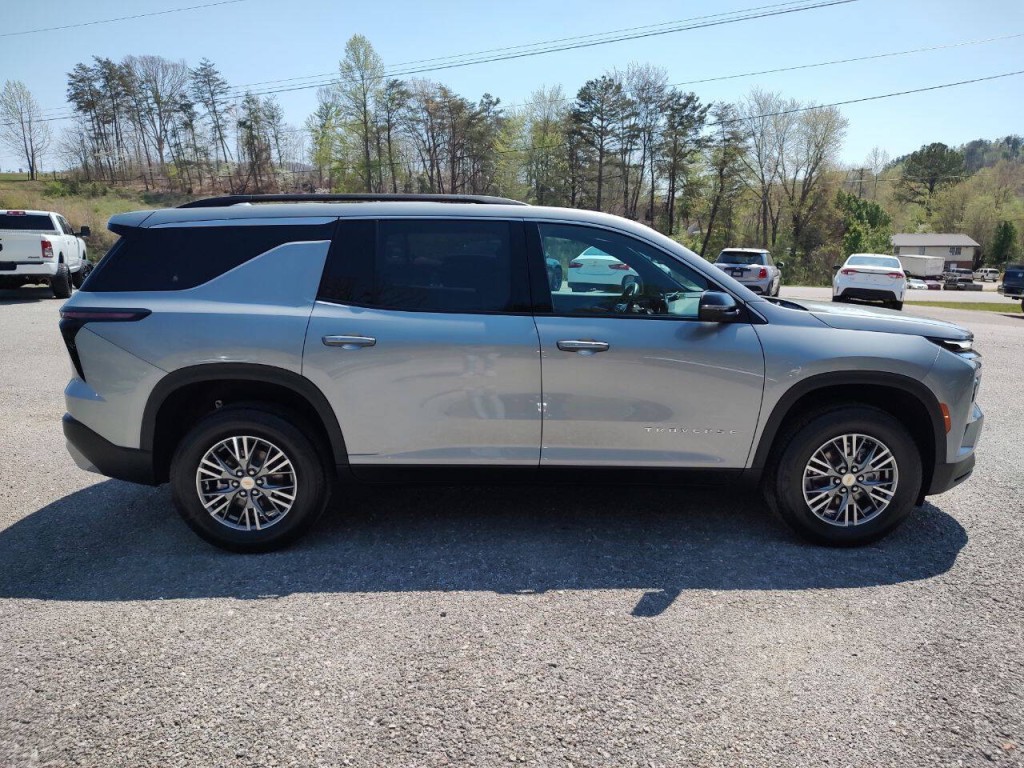 2024 Chevrolet Traverse Image 9