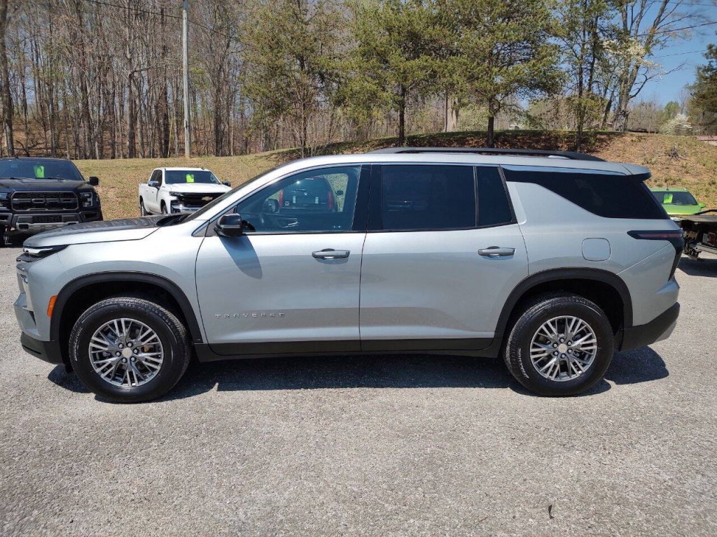 2024 Chevrolet Traverse Image 10