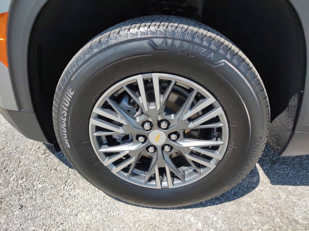 2024 Chevrolet Traverse Image 11