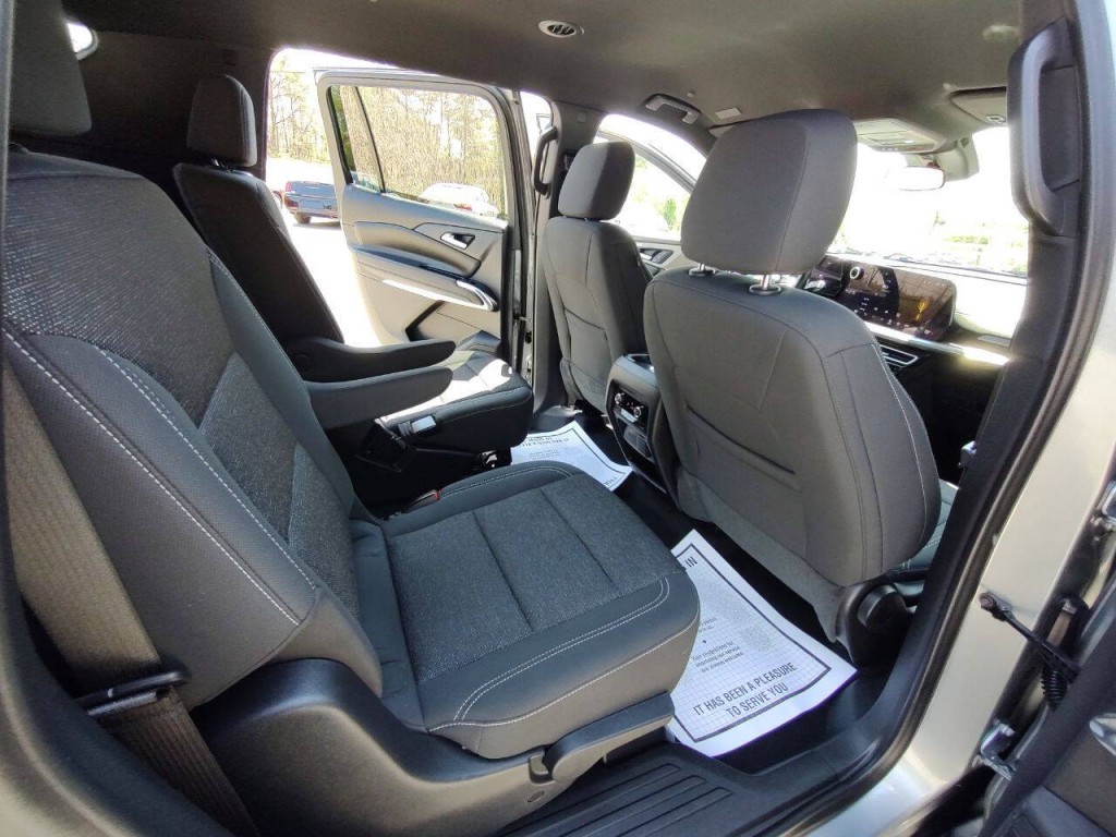 2024 Chevrolet Traverse Image 30