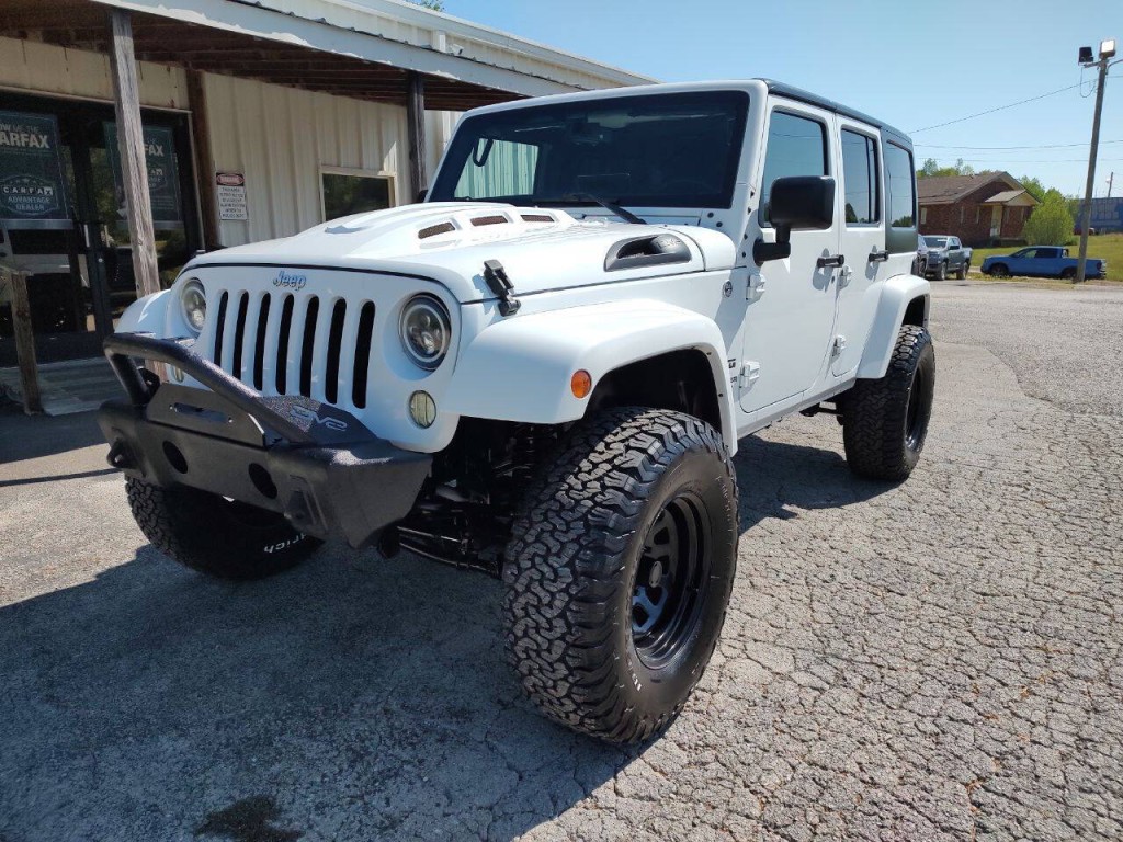2015 Jeep Wrangler Unlimited Image 2
