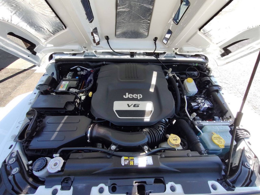 2015 Jeep Wrangler Unlimited Image 18