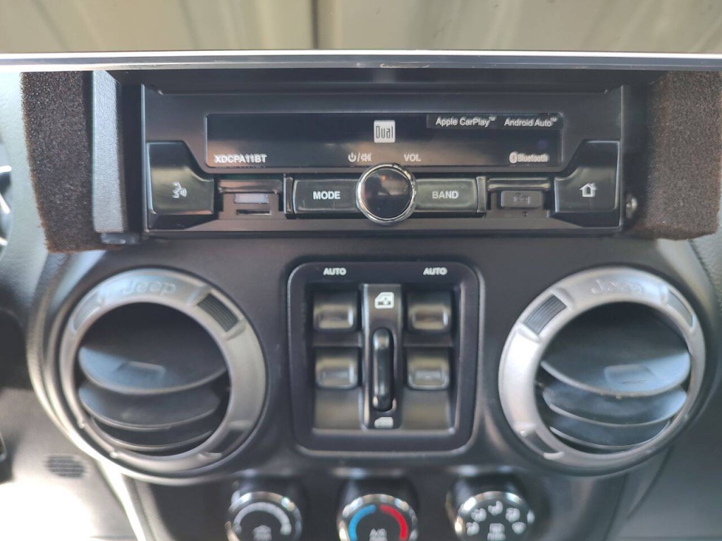 2015 Jeep Wrangler Unlimited Image 31