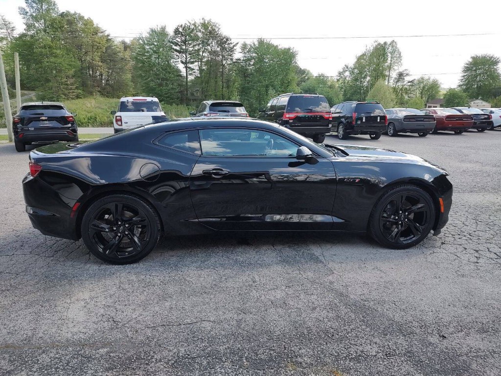 2023 Chevrolet Camaro Image 7