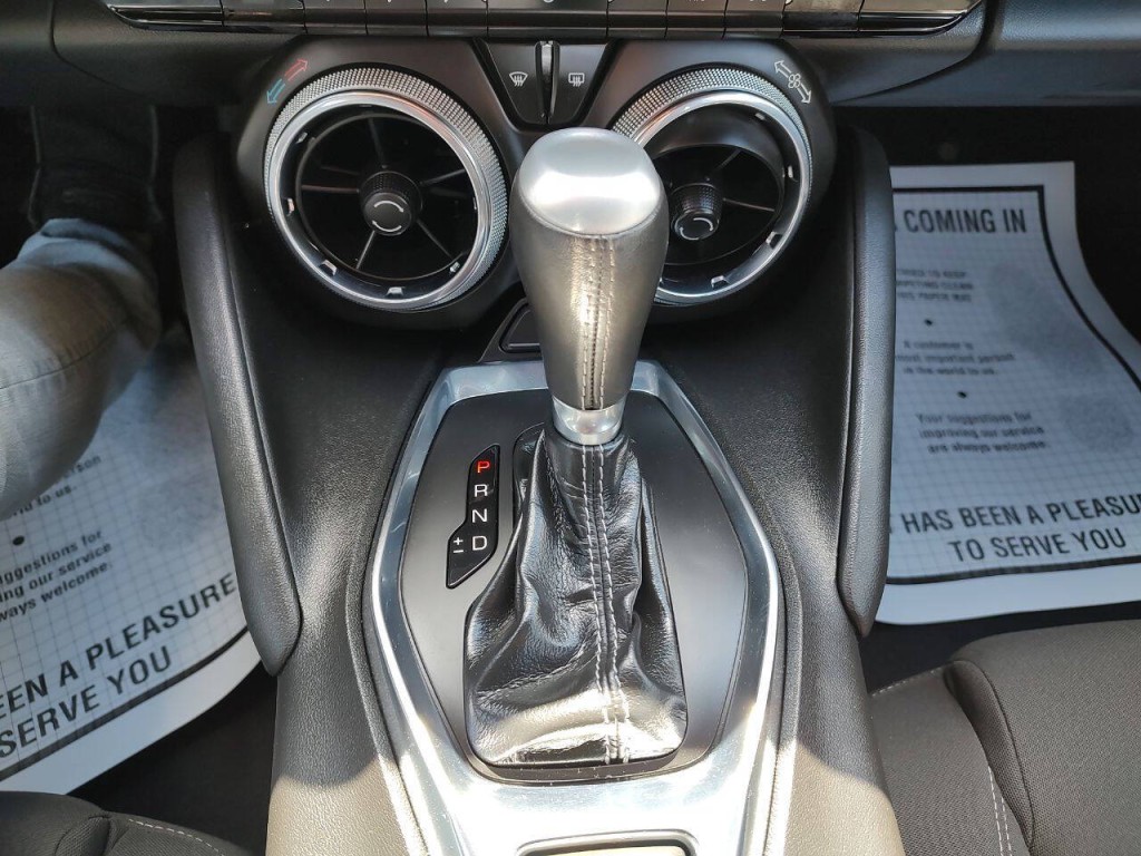 2023 Chevrolet Camaro Image 17