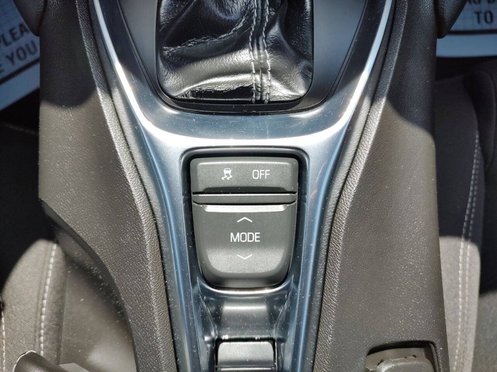 2023 Chevrolet Camaro Image 18