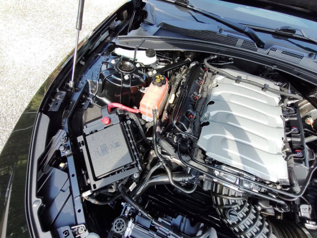 2023 Chevrolet Camaro Image 36